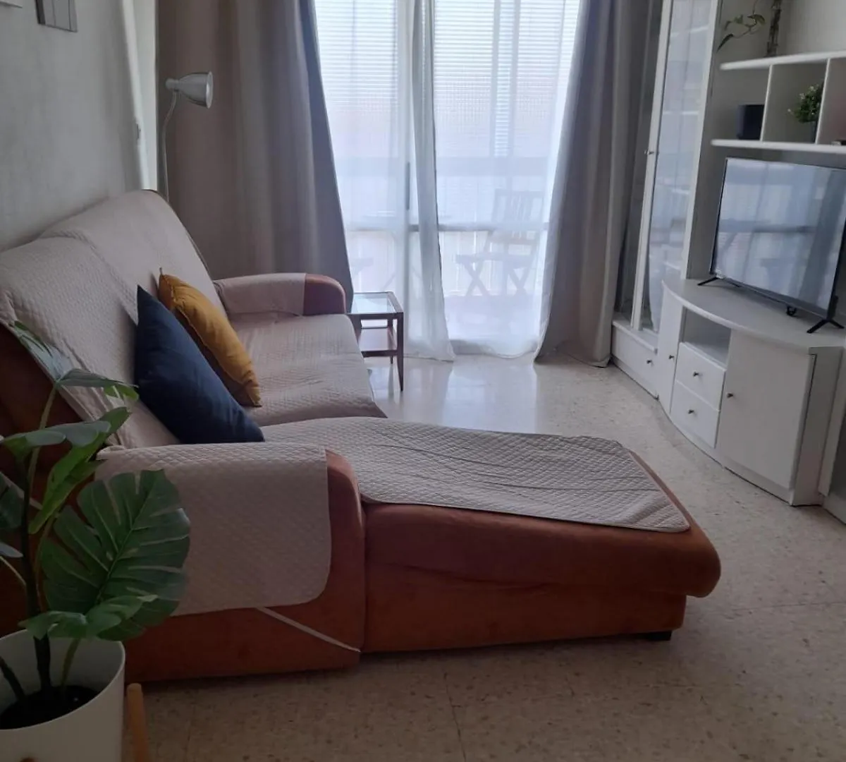 Cozy Apartment Next To Center Seville Spain