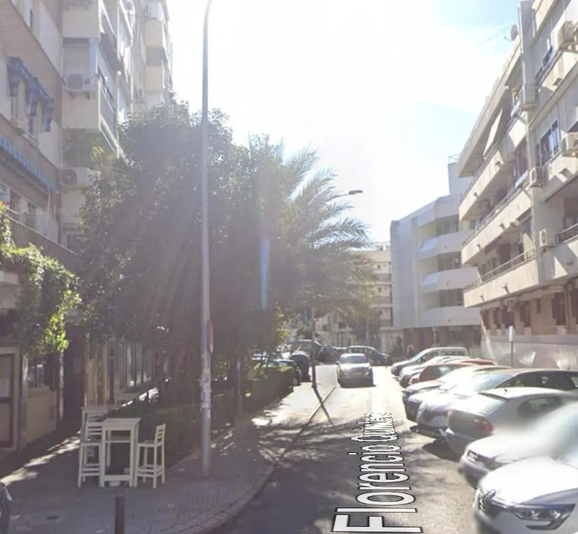 Cozy Apartment Next To Center Seville